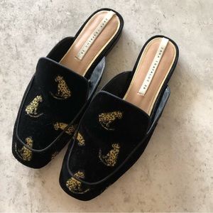 Zara TIGER Velvet Slides